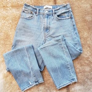 High Waisted Mom Cut Jeans